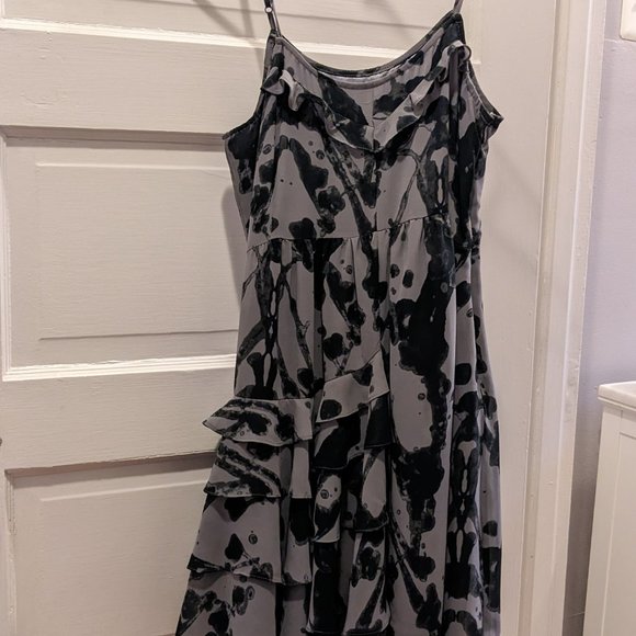 Urban Outfitters Kimchi Blue grey dress with black ink/watercolor pattern - Picture 11 of 12